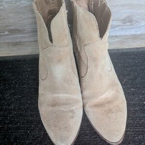 Steve Madden Beige Suede Ankle Booties